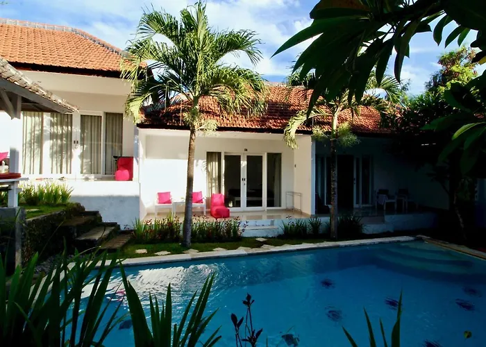 White Dove Dalung (Bali)