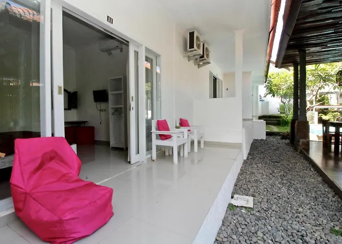 White Dove Dalung (Bali)